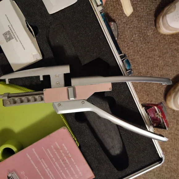 Professional Hair Styling Kit with Case